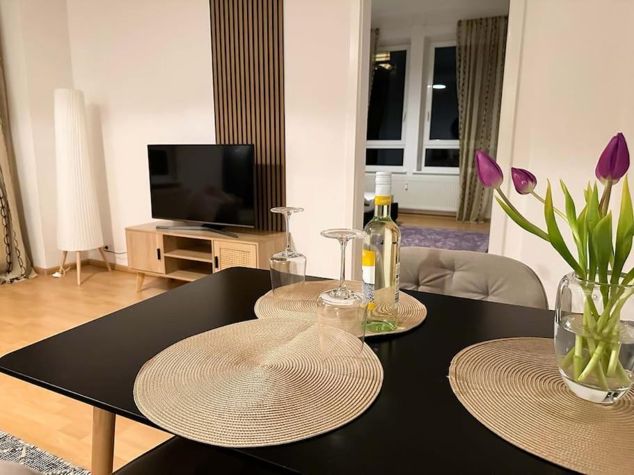 Gemuetliche 2-Zimmer Wohnung Im Zentrum 新明斯特 外观 照片